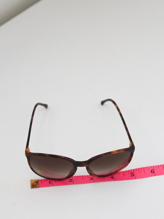 CHANEL SUNGLASSES IN BROWN TORTOISE
